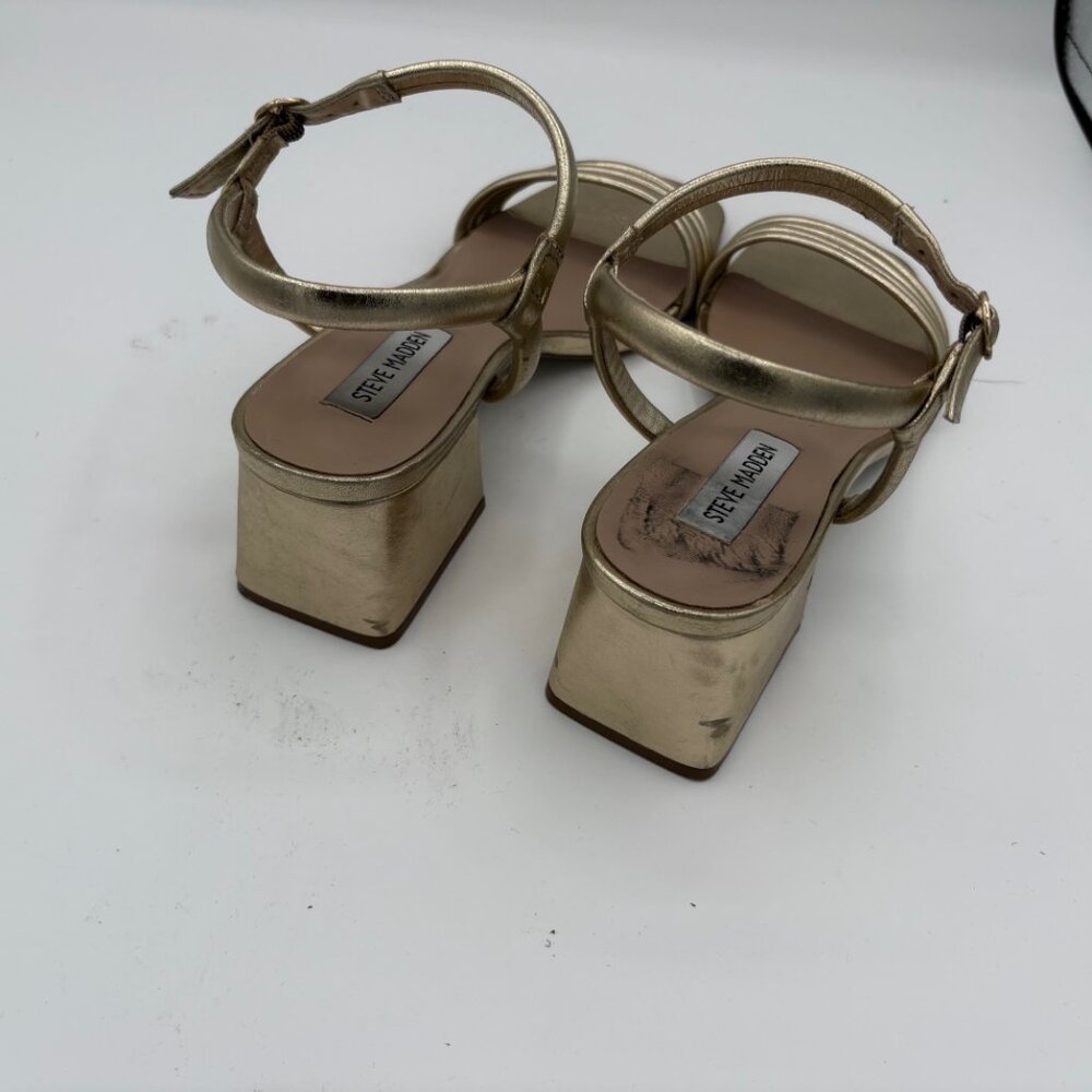 Size 9 Steve Madden Luster Gold Leather Low Heel Ankle Strap Sandals - Picture 5 of 11
